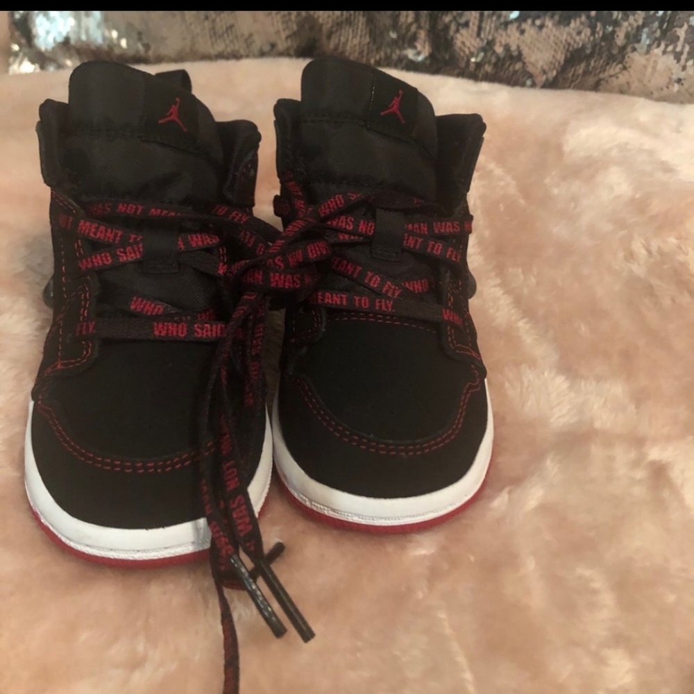 Boys Black and Red Jordan 7C